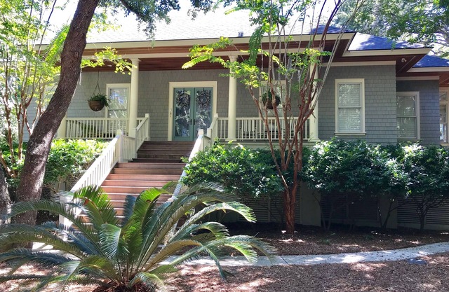 Private, Unique Home w/Large 8 Foot Deep Pool, Walk to Beach, Water View