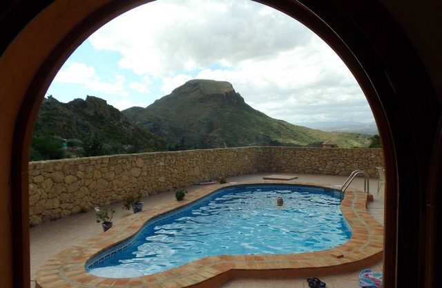 Private villa in the mountains with private pool, 20 minutes from the beach