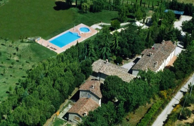PROMOTION Pendolino Le Gorghe Valmarino 5km from Perugia Swimming pool and WIFI