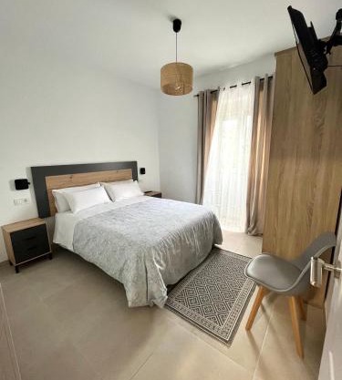 Puente a la Mezquita - Free Parking