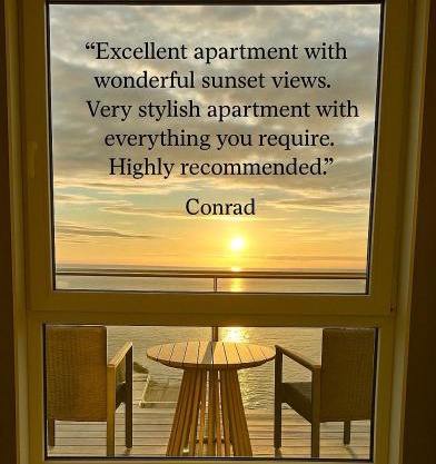 Pulpit Rock - Home with balcony & amazing views