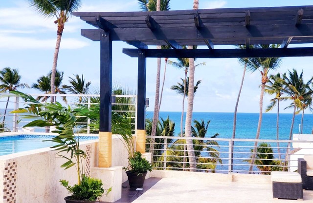 Punta Cana 6 BR Beach Luxury Penthouse Style + FREE BONUS