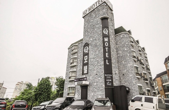 Q Motel Wanju