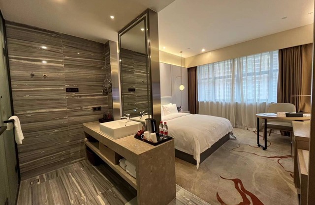 Qingyuan Yuanguang Argyle Hotel