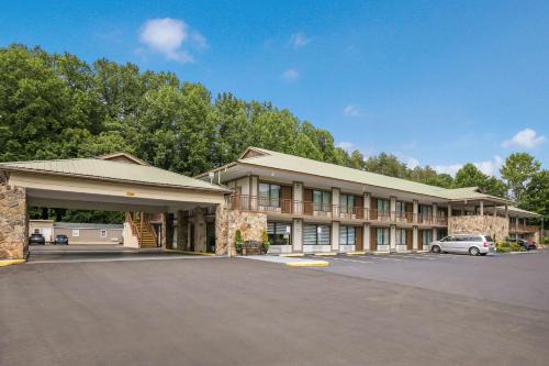 Quality Inn & Suites Mt Chalet