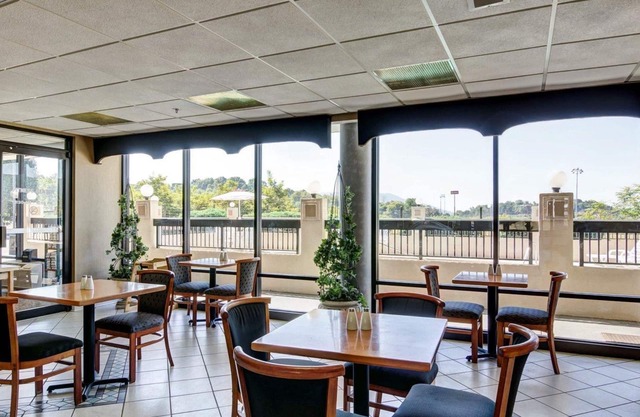 Quality Inn Troutville - Roanoke North