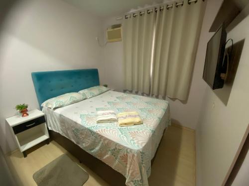 Quarto aconchegante com banheiro