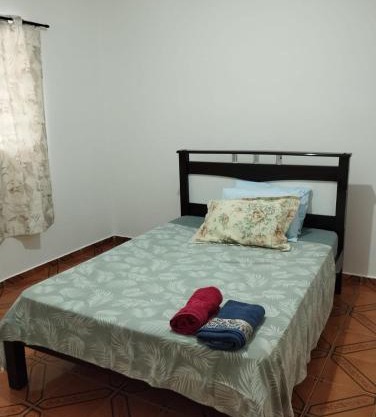 Quarto com cama de casal - Sobrado
