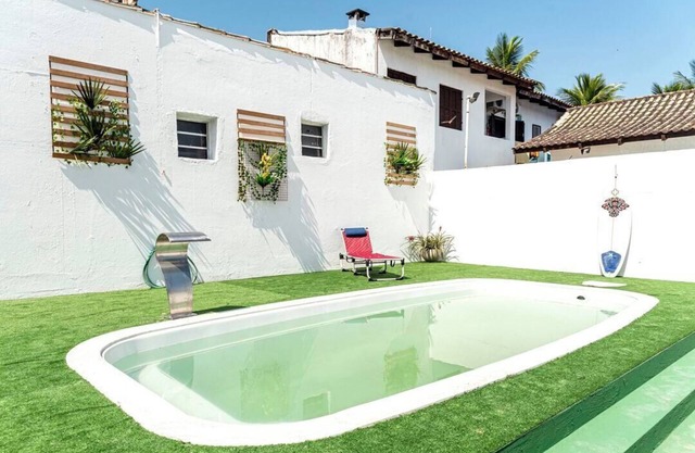 Quarto de Pousada a 100 metros da Praia da Enseada