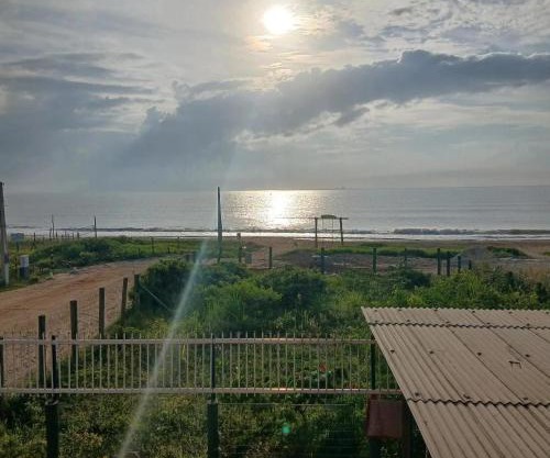 Quarto família frente mar!