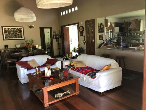 Quarto para 2 perto da praia Guarajuba