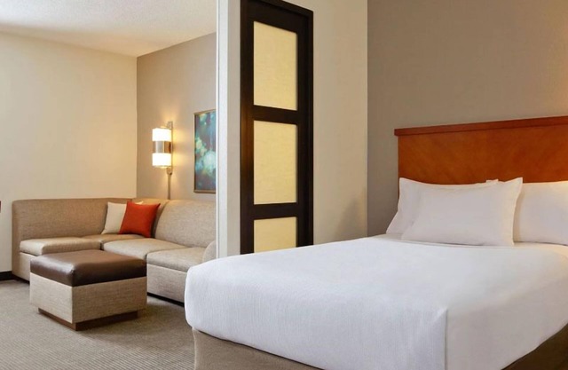 Quick Drive to The Vortex! Pet-Friendly Property w/Outdoor Pool, Free Parking!