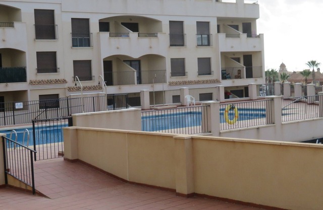 Quiet and centrally located apartment. Fully furnished. Pet-friendly