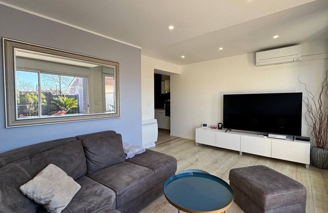 Quiet apartment close to amenities