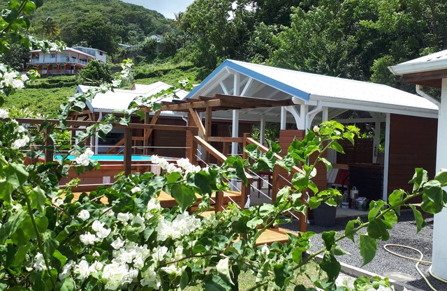 Quiet bungalows near Deshaies - Elo