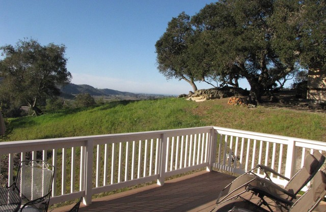 Quiet Coastal-Valley Ranch Home. 7 acre property with farm animals!