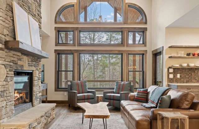 Quiet Cove on Lake James with Hot Tub!