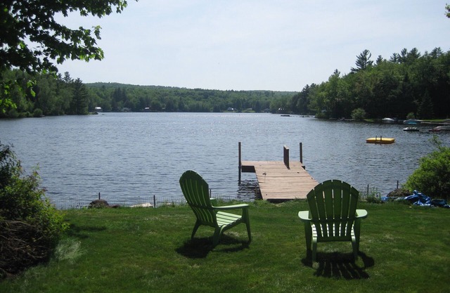 Quiet lake living at its best