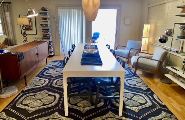 Quiet Lakefront Convenience