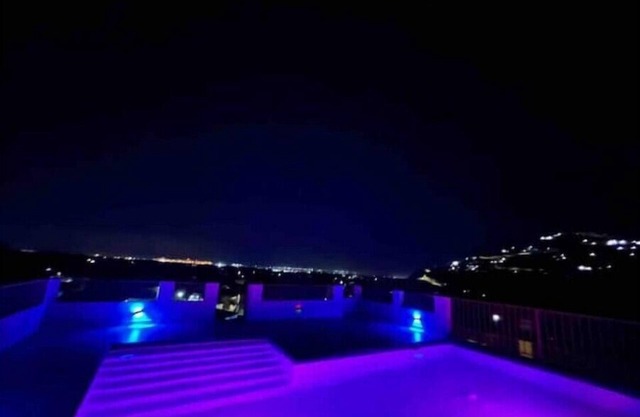 Quiet , pool, gated,security