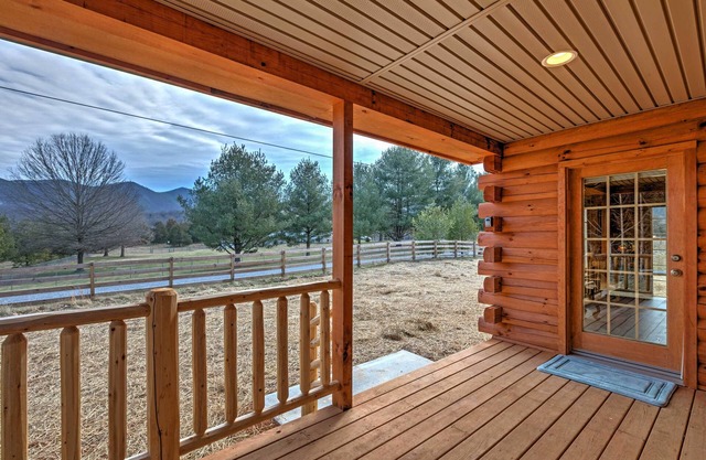 Quiet Shenandoah Cabin w/Porch & Pastoral Views!