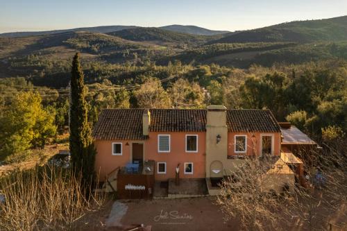 Quinta do Barrieiro - Art Selection by Maria Leal da Costa