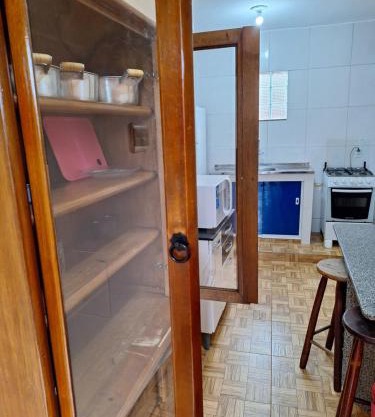 Quitinetes toda mobiliada em Araruama