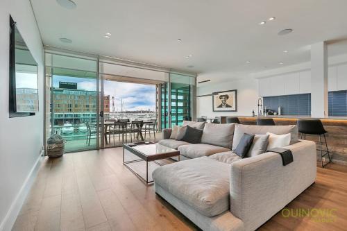 QV Stays Pure Luxury on the Viaduct