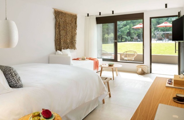 R 1320 Villa with Two Bedrooms and Private Pool