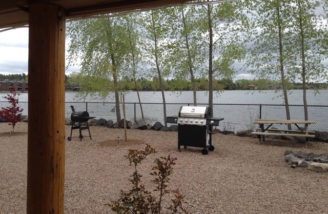 Rainbow's End Resort on Rainbow Lake