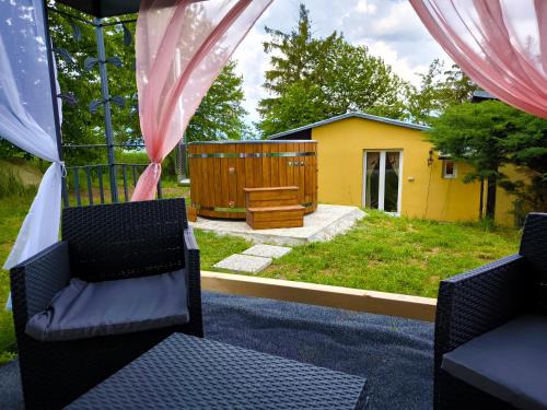 Ranch 66 - Zlatokopecká chata Arizona ve stylu Divokého Západu s koupacím sudem