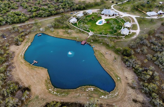 Rancho Los Alacranes- Large Retreat Venue in the Rio Grande Valley- sleeps 41