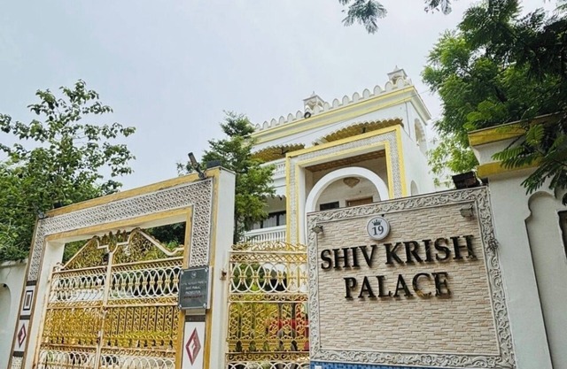 Rates are per rooms for .two person and one kid with roof top private pool.