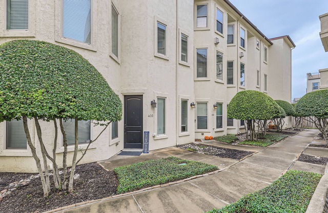 Rawlins 405 Home: 3 Bedroom Retreat Near Dallas TX