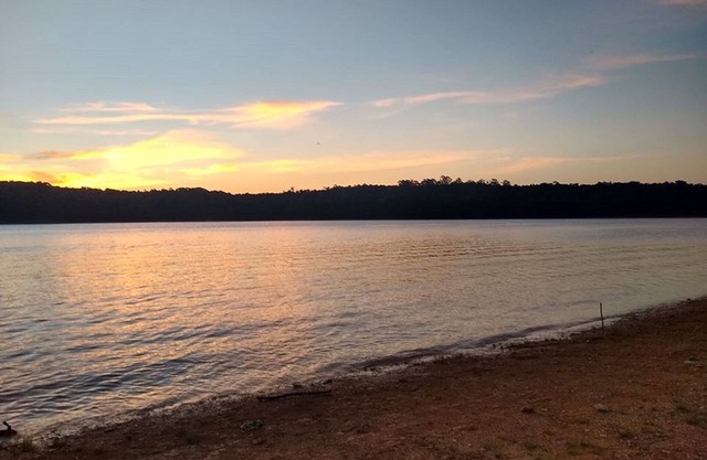 Recanto Cachoeira with swimming pool near the dam