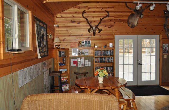Red Moose Lodge