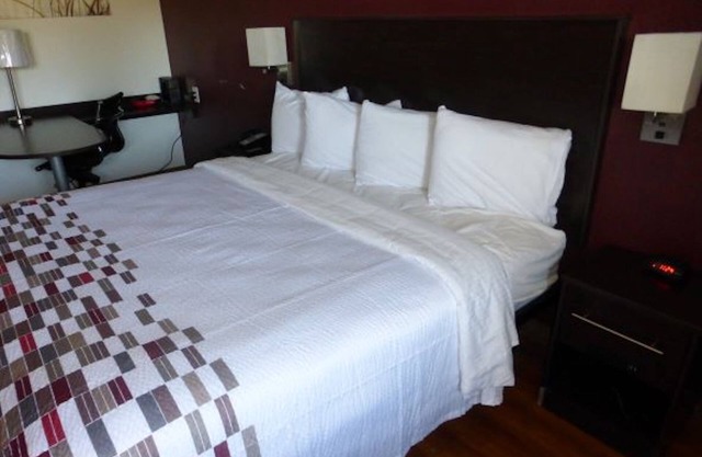 Red Roof Inn St Louis - Florissant