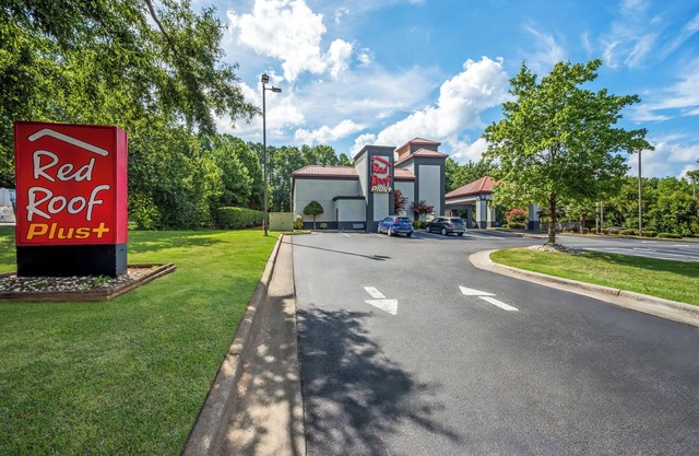 Red Roof PLUS+ Henderson