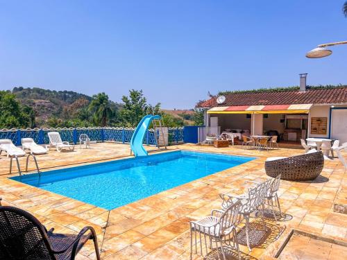 Refúgio confortável c piscina e lazer completo