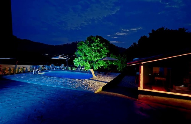 Refúgio n montanhas vista deslumbrante