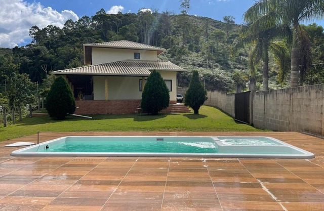 Região de Pedra Azul casa Amarela