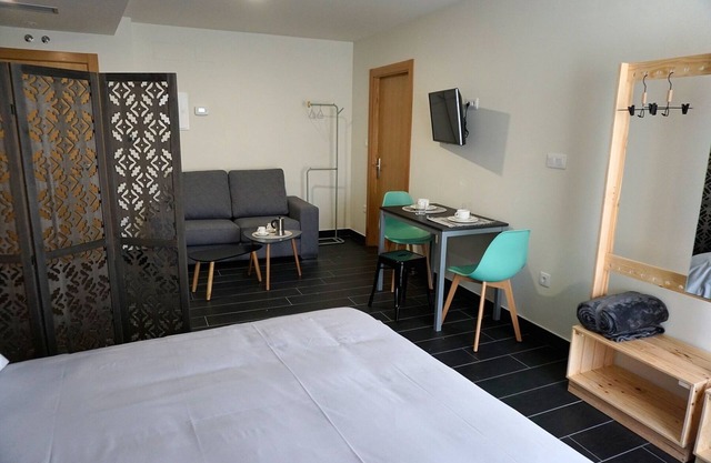 REHABILITATED BUILDING: Luxury building in the heart of the city.