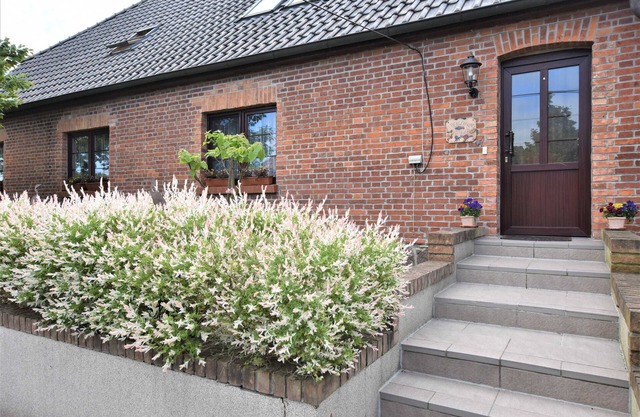 Reihenferienhaus mit Kamin und Terrasse im Ostseeland OFC 11 - 3- Raum Ferienhaus mit Terrasse und