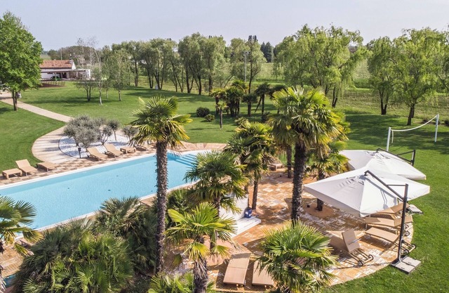 Relax in this oasis This villa for exclusive use