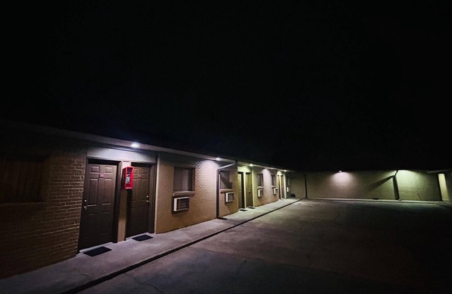 Relax Inn By OYO Sulphur Hwy 90