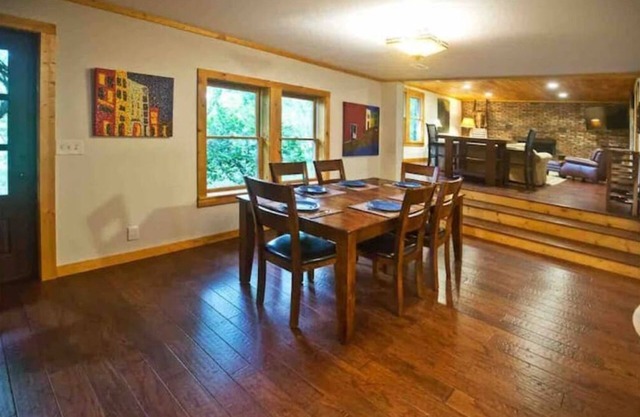 Relax with the whole family, at this spacious home, in beautiful Rabun County.