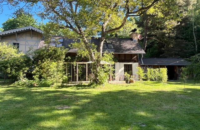 Remise in a dream location