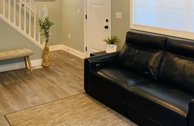 Remodeled 3BR Modern Family home- Just Minutes From Downtown!