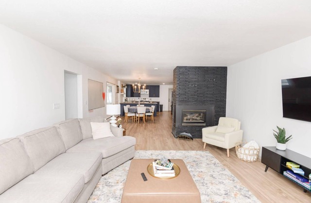 Remodeled Townhome in Central Fargo