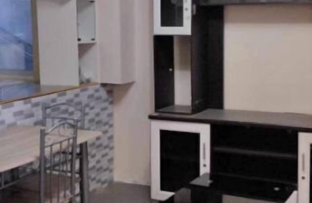 Rendon Place and Suites: Furnished 1-BR Apartment: 1st Flr in Great Location
